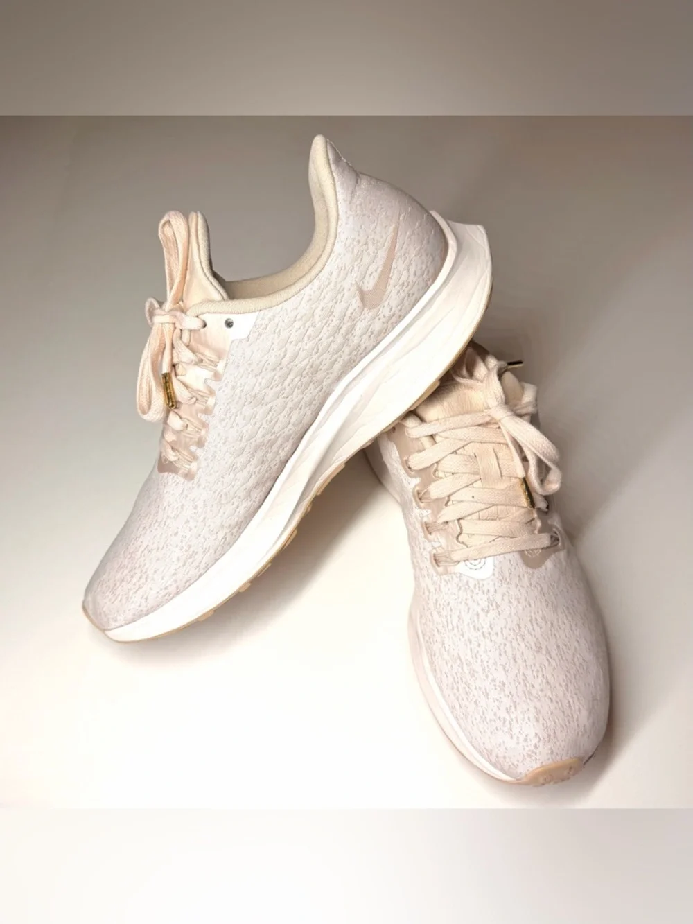 Nike Women’s Air Zoom Pegasus 35 Casual Sneakers Size- 8.5